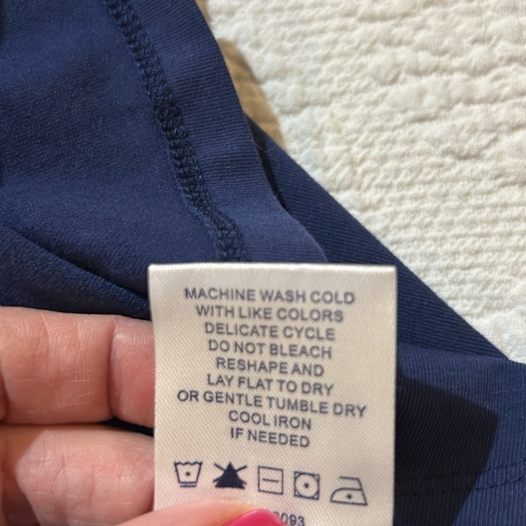 Tyler Böe Eyelet Flutter sleeve top. Medium. Nearly New - Picture 11 of 12